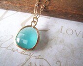 ANABELLE milky turquoise rough cut crystal necklace (gold)