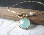 ANNIE milky turquoise pearl bracelet (gold)