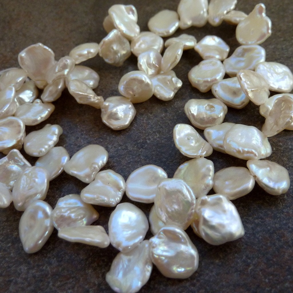 White keishi Pearl 10mm Half Strand Top Drilled