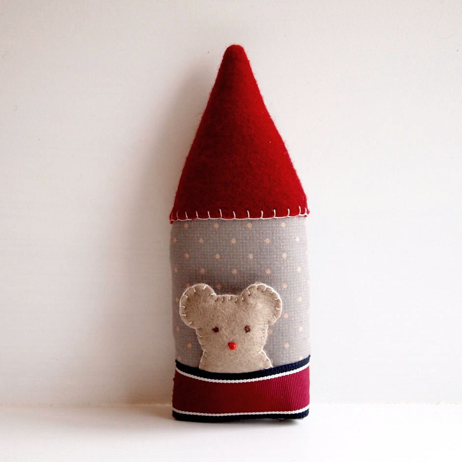 Pin Cushion Home Decor Mouse House - Red Roof
