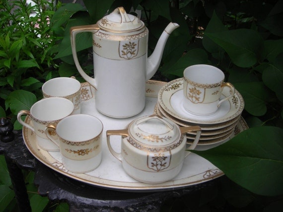 vintage tea set made in japan very ornate gold by pinkwilly506