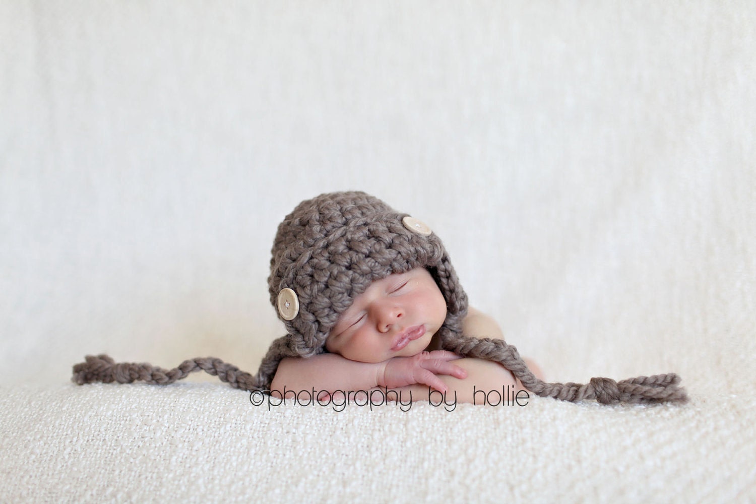 Crochet Baby Hat - taupe