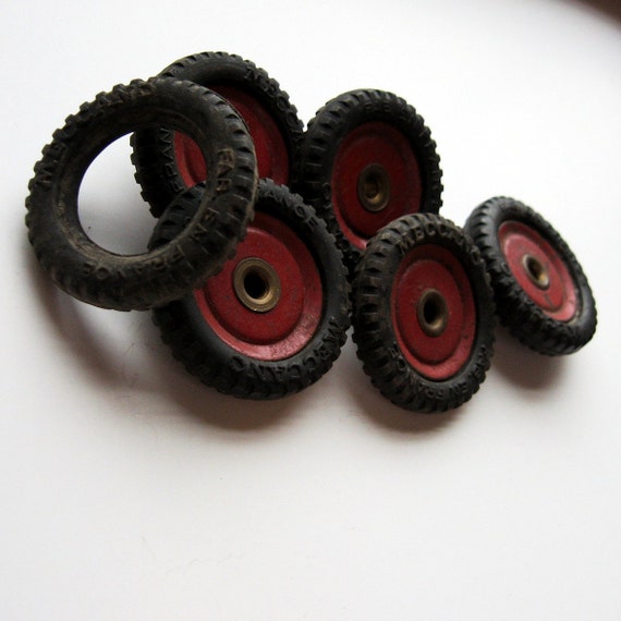 Vintage Meccano Toy Wheels Rubber Tires. by