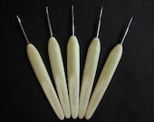 1023-H (5.00mm) Size H Bamboo w Metal Hook ChiaoGoo Crochet Hook