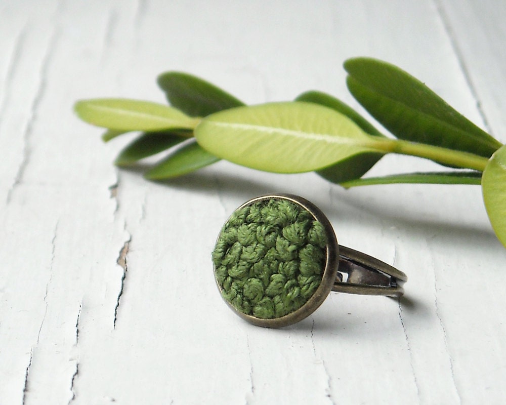 15% off sale - Woodland Moss Ring - Spring Fashion Jewelry, Garden Green Embroidery in Brass, Adjustable
