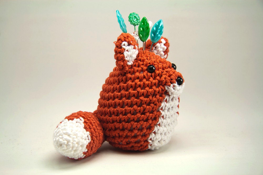 Pincushion Fox Amigurumi - Rust/Orange
