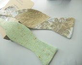 Seafoam Green Linen Tweed Bowtie with colour specks