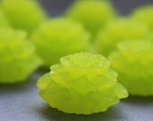 Chrysanthemum Flower Cabochons Lime Green Frosted Resin 20mm 12pcs
