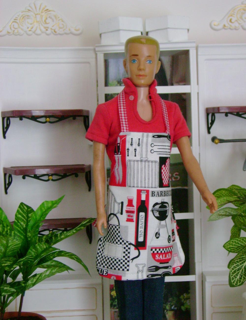 BARBECUE APRON - KEN