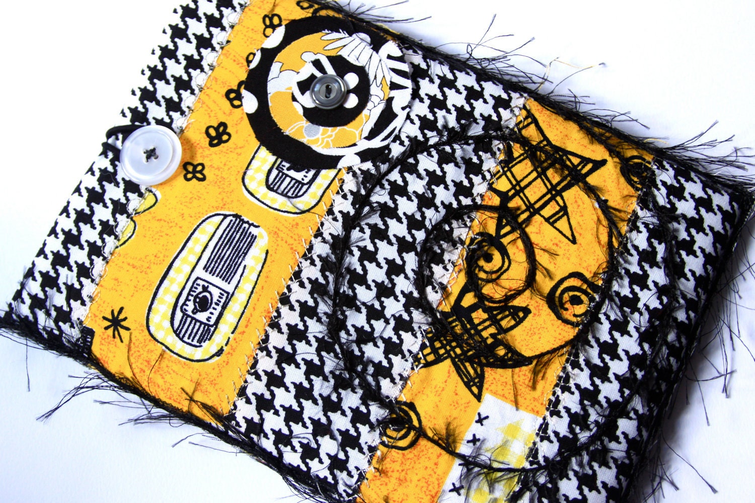Kindle/Nook Cover - Retro Yellow Print with Black and White Houndstooth