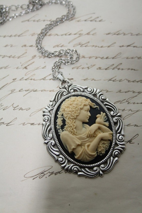 アクセサリーK18金 Lady Dove Design Cameo ペンダントトップ - チャーム