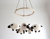 Baby mobile, sheep, lamb, nursery decor, baby gift, shower gift, white, brown, cosy, can be vegan