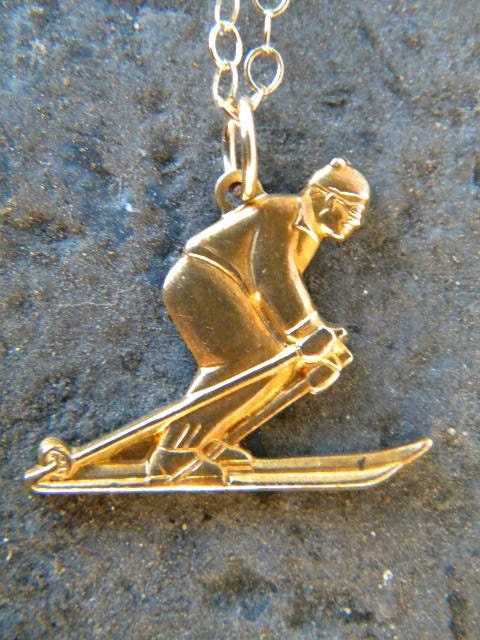 lucky charm ski necklace