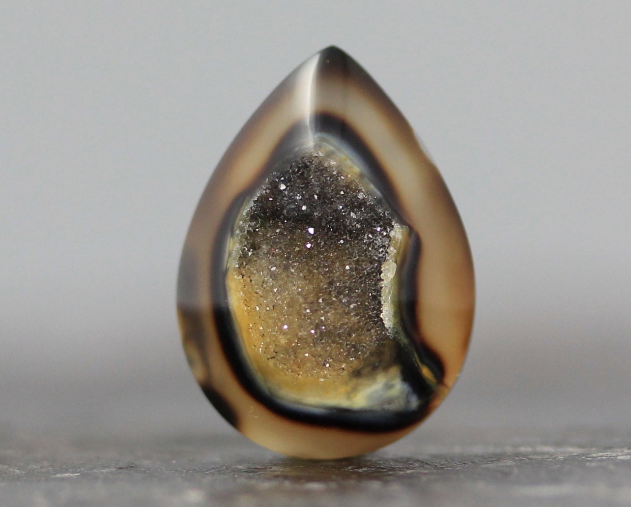 Milky Brown Agate Druzy Tiny Bead, Beads - Druzy Geode Drusy Stone - 23mm (2155)