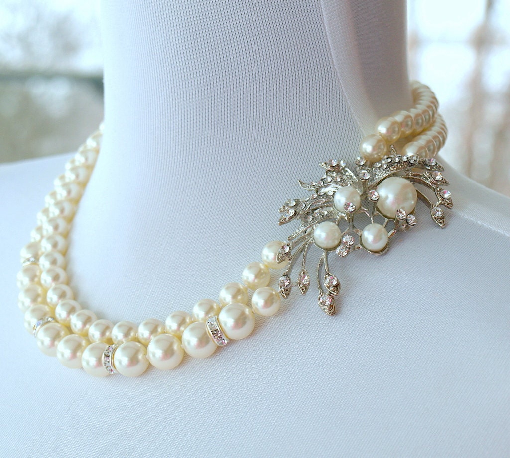 Vintage Style Rhinestone Wedding Brooch and Swarovski Crystal Pearl Necklace