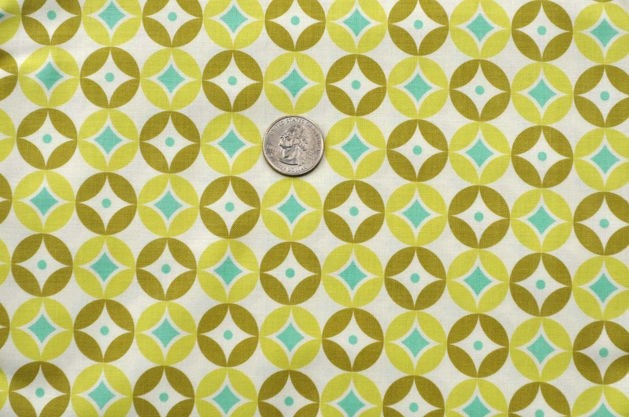 Sweet Nothings diamonds in green - 1 yard