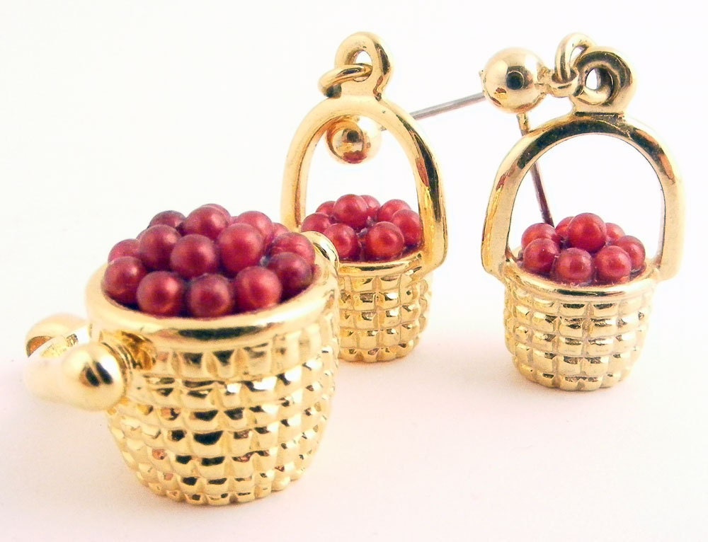 Apple Basket Pendant & Earrings Set PAI Jewelry Gold Plated Articulated