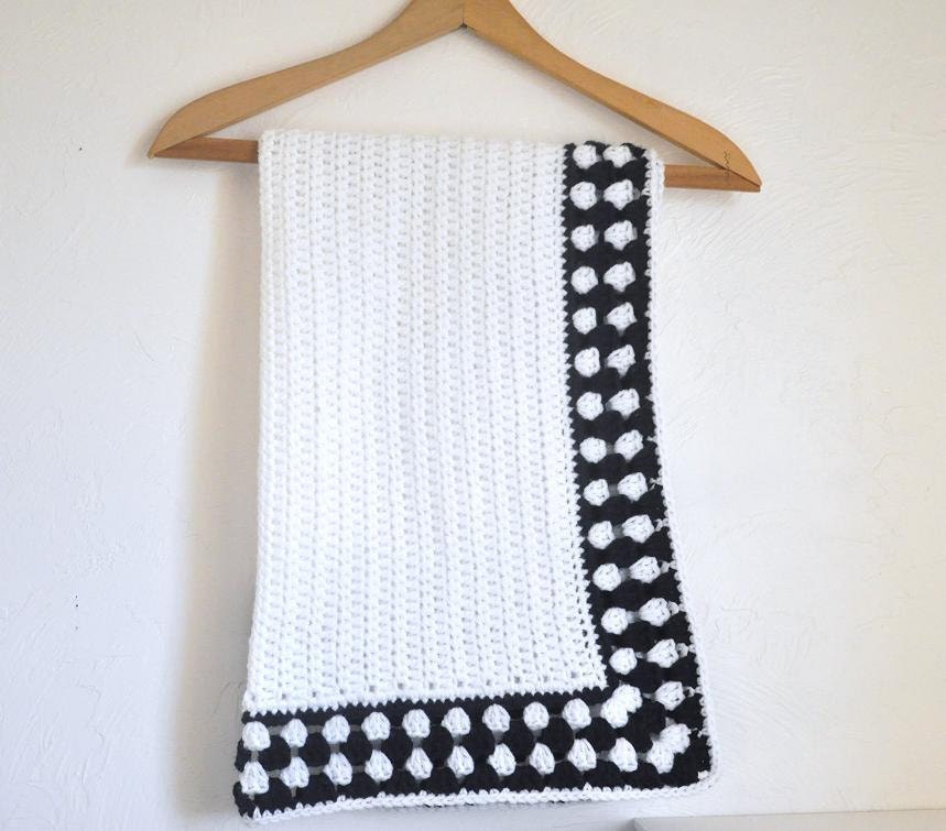Baby Blanket  - Granny Border - Navy & White - Samuel