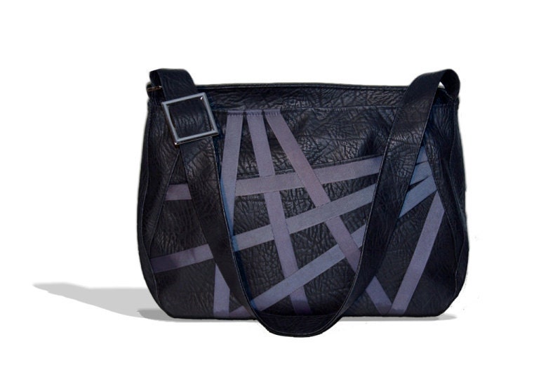 Vegan BLACK MESSENGER BAG, Faux leather Large urban shoulder bag, Lap top 13" bag, every day bag with adjustable strap and zipper - Micky