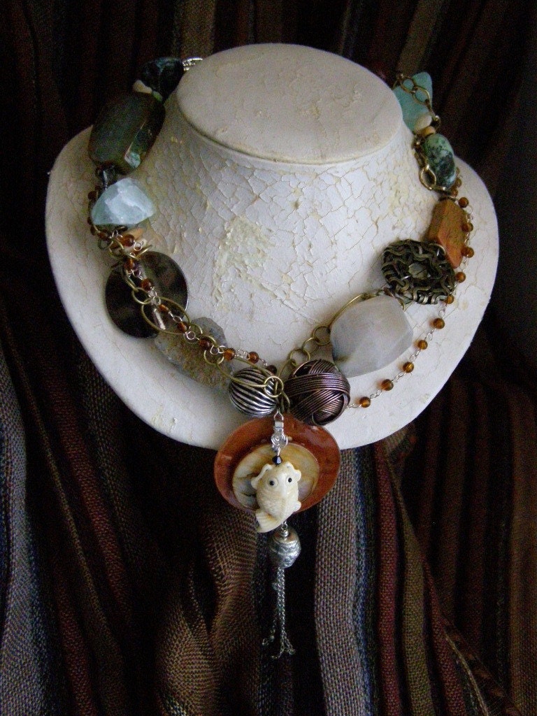 TrEaSuRy Item Longevity 'Nishikigoi' White Koi In Pond Natural Raw Stones Necklace
