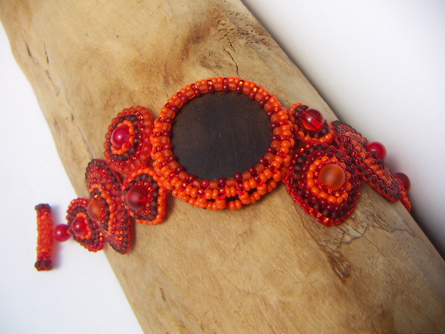 Beaded Bracelet with a big bezeled wooden Bead - annamei