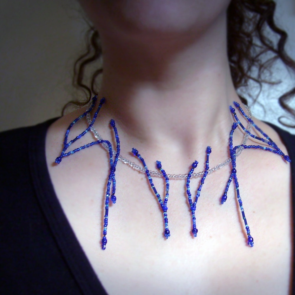 Veins Necklace - Veins of the Neck in Glass Beads - Statement Necklace - Beadwork - Gothic - Spooky - Halloween