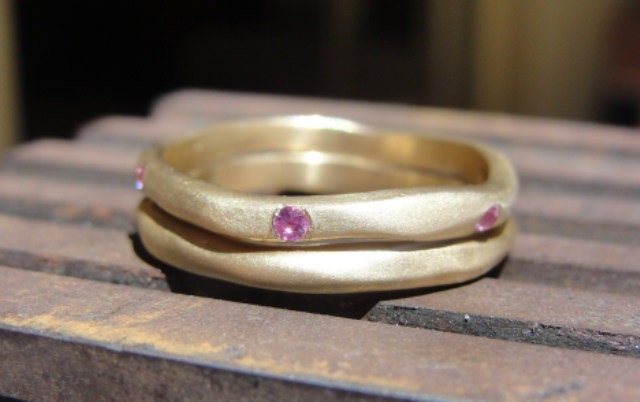 Wedding Set - 18k Yellow Gold and Pink sapphire