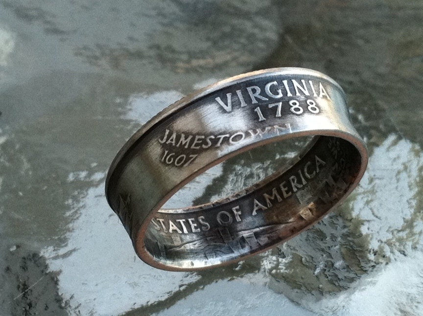 This listing is for a Virginia Quarter coin ring.SIZE: 4.5 to 14. $30.