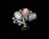 Sweet Little Brooch