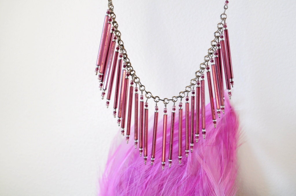 Violet .. Vintage necklace with lavender color tube beads