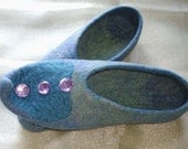 Oriental tales ...Felted slippers / Falkland wool top / Blue / Green / lavender / Turquoise / Handmade / Size Adult