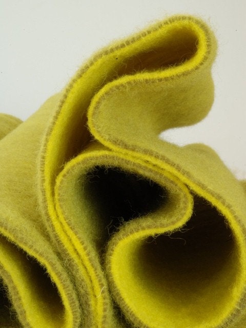 WOOL FELT LIMEGREEN  - needle felt 65cm (0.7 yds) x 65cm x 5mm