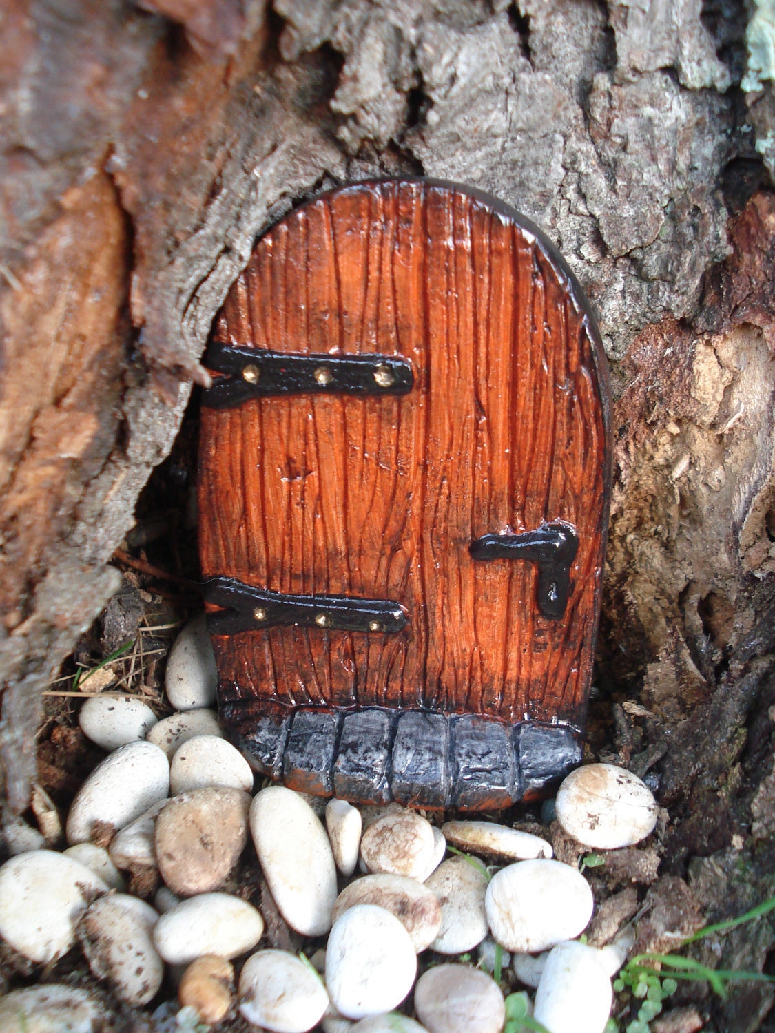 Fairy Door with Step. The Leddiq Door. - Die Stone Cast.