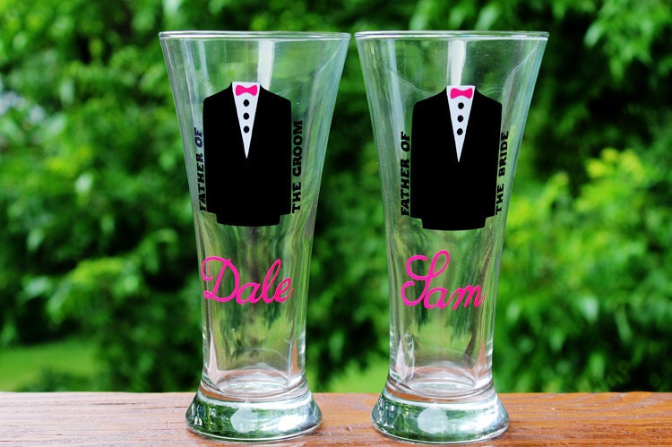 SET OF 4 Mother and Father of the Bride Groom Personalized Bridesmaid Wedding Bridal Shower Date Groomsman Bachelorette Glass Set