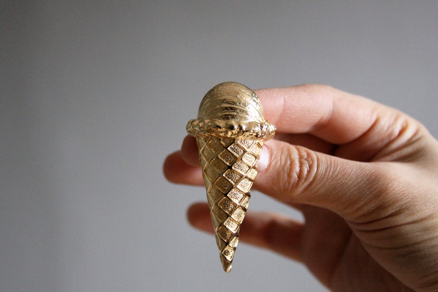 vintage ice cream cone pin