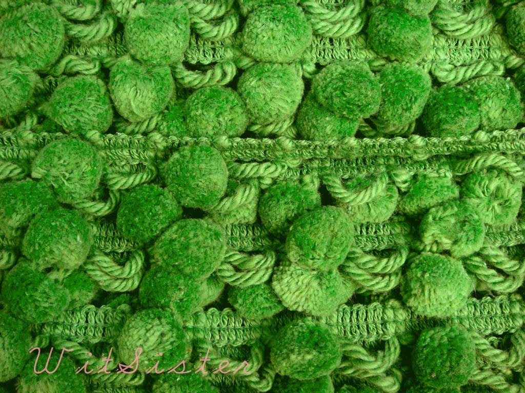 3yds Fluffy POOFY Dingle BALLS Lime Green PomPom Vintage Fabric Trim