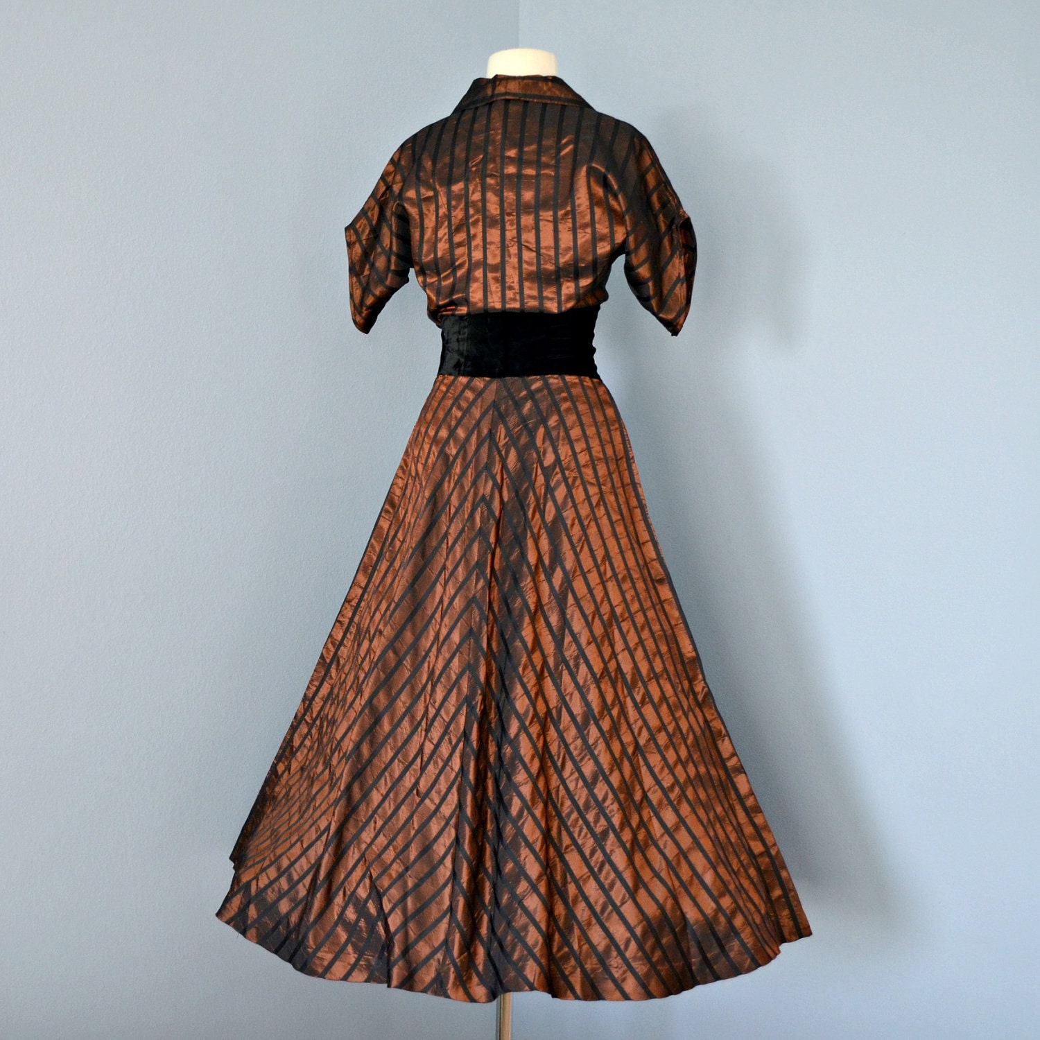 Vintage Taffeta Party Dress...Beautiful 1950s Brown Taffeta Ankle Length Party Dress Cocktail Dress