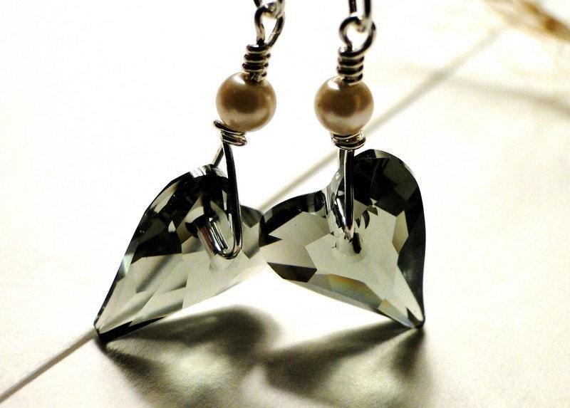 Jewelry - Dangle Earrings, Mint Green Crystal Hearts, Accessories, Drop Earrings