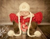 Button Newborn Pom Pom Hat Cream