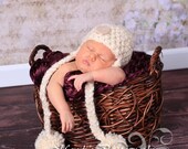 Newborn Pom Pom Hat Cream Big Buttons