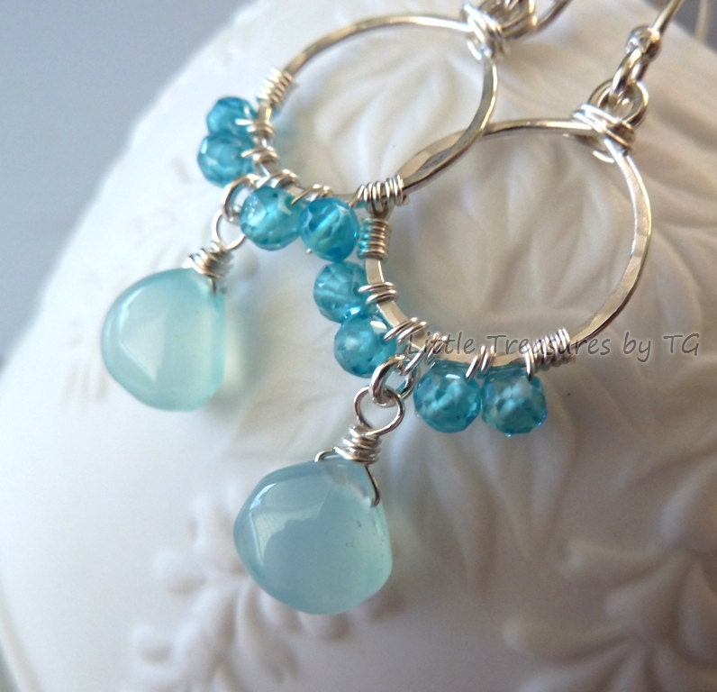 SALE Peacock blue Aqua Chalcedony Silver Earrings. Handmade Chandelier. Winter fashion jewelry. Frosty blue winter. Something blue
