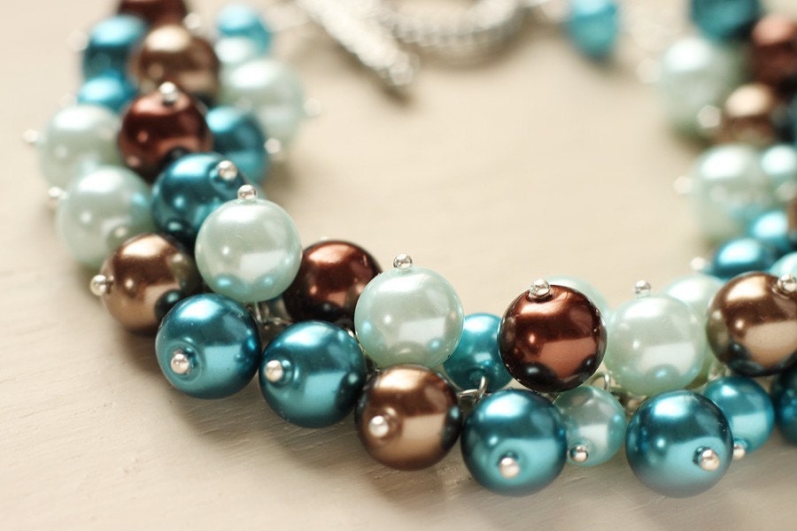 Beach Summer Wedding Bridesmaid Jewelry Pearl Cluster Bracelet - Atlantis