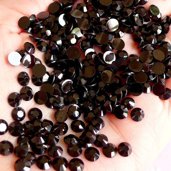 5mm Resin Rhinestones / 14 Faceted Cut Round Rhinestones (Black) (Around 100pcs) Much Better Quality Than Acrylic Rhinestones RH501