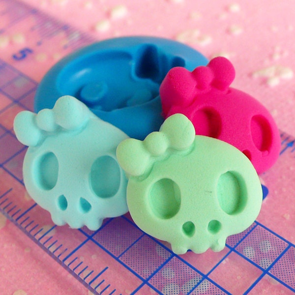 Skull Skeleton Mold 17mm Flexible Silicone Mold Halloween Mold Mini Cupcake Topper Fondant Fimo Polymer Clay Kawaii Charms Cabochon Mold