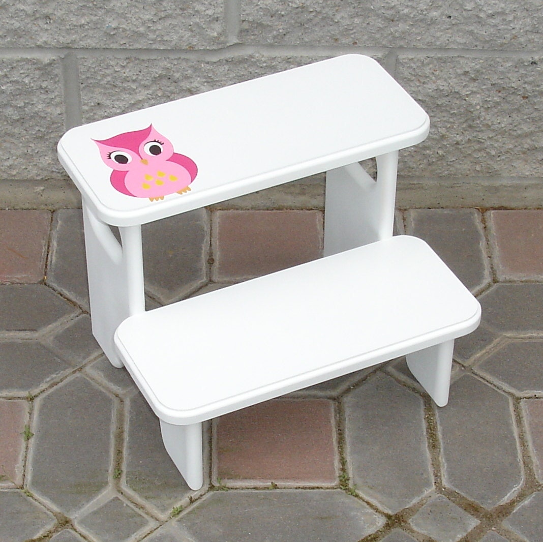 Pink Chalkboard Girls Owl Table and Chair Set.