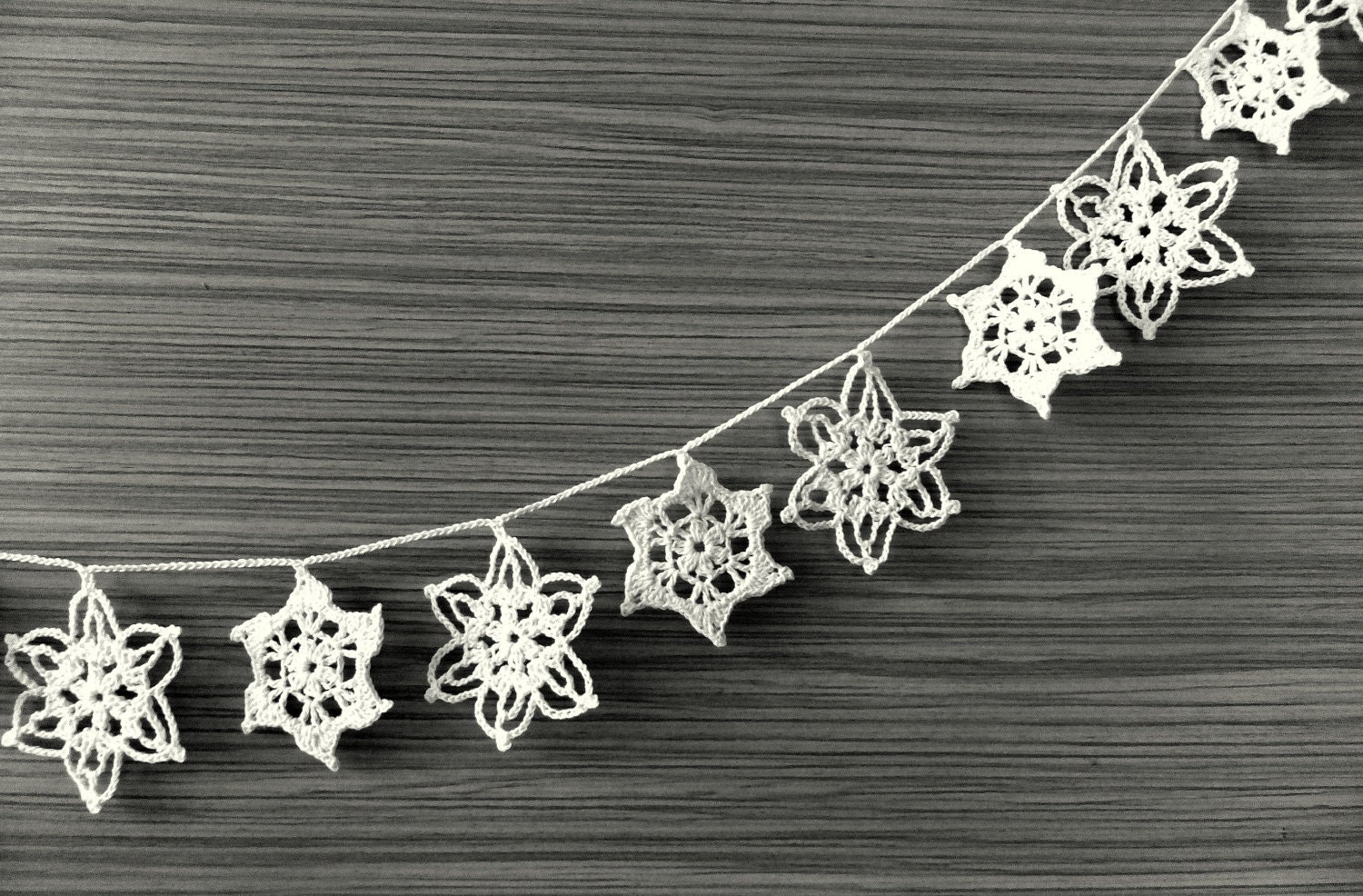 Handmade holiday ornaments, Snowflakes garland, Crocheted Christmas decoration, white