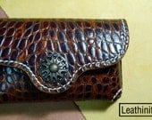 Leathinity - Fine Hand Stitched Reddish Brown Crocodile Pattern Card Holder