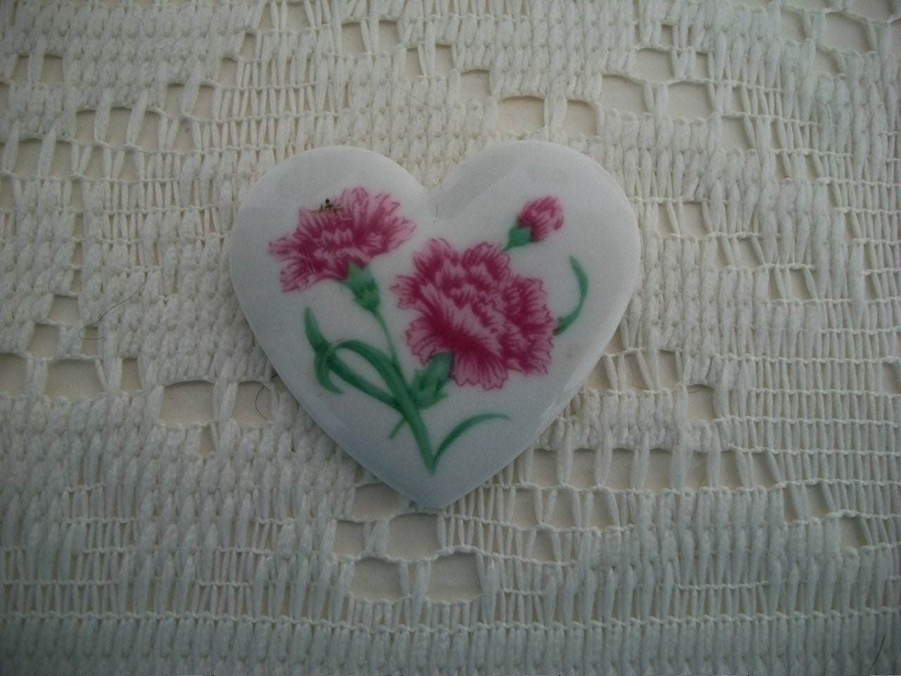 SALE Avon Pink Carnation Heart Brooch