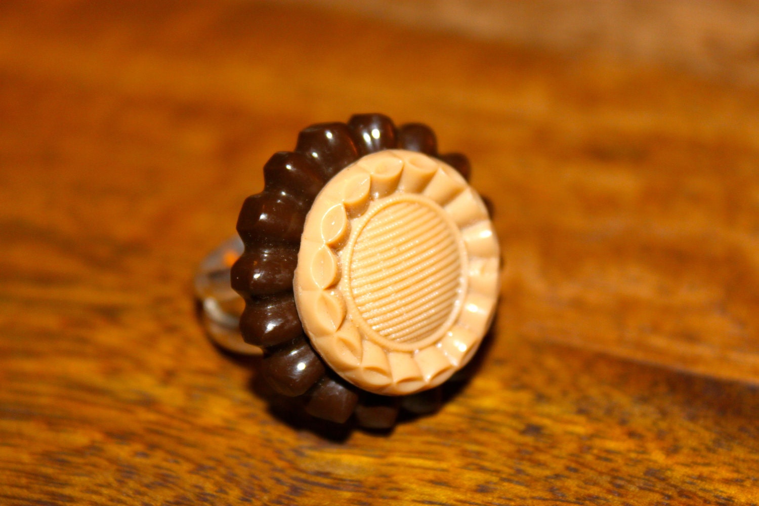 Geeky Cutie Pie Vintage Buttons Ring - Size 6