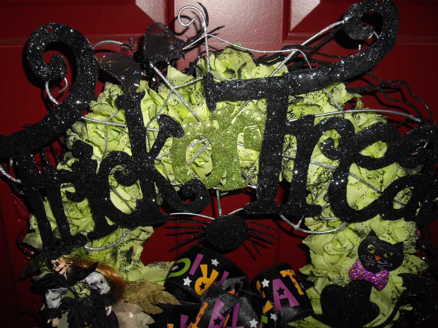 Gothic All That Glitters Black Halloween Wreath with Silk Lime Green Roses